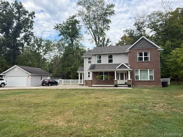 16135 Henry Ruff Street, Livonia, MI 48154