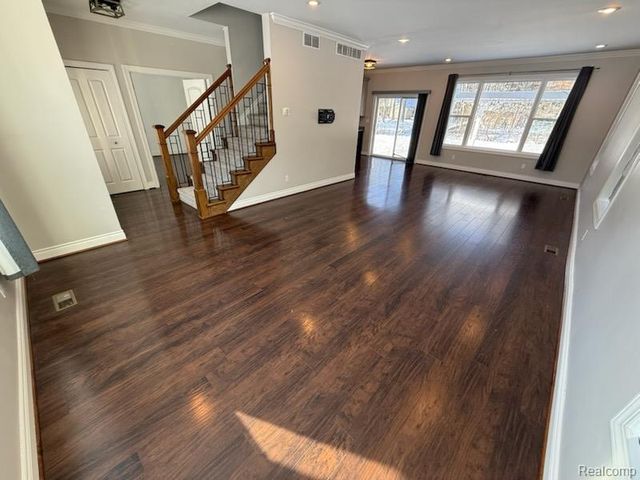 16135 Henry Ruff Street, Livonia, MI 48154