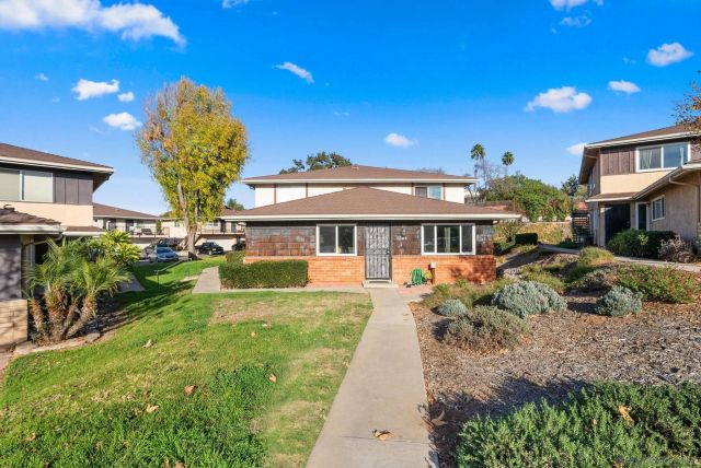 12156 Wintergreen Dr 1, Lakeside, CA 92040