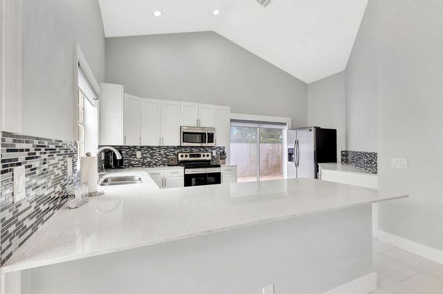 7 Wyndham Lane, Palm Beach Gardens, FL 33418