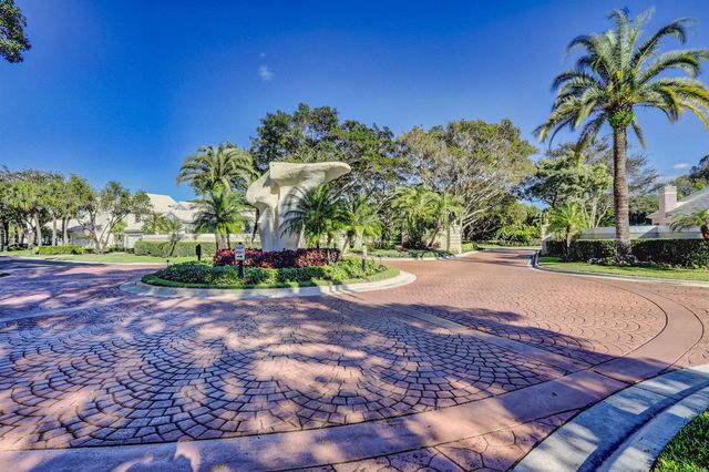 7 Wyndham Lane, Palm Beach Gardens, FL 33418