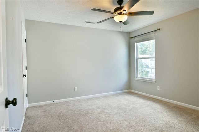 987 Hawkin Lane, Aurora, OH 44202