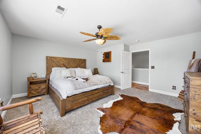11302 Mantova Avenue, Bakersfield, CA 93312