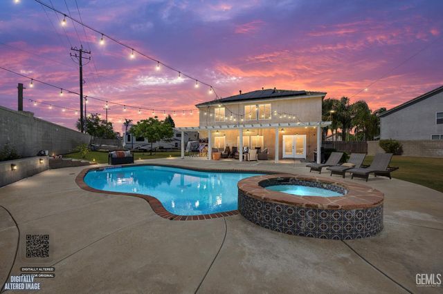 11302 Mantova Avenue, Bakersfield, CA 93312