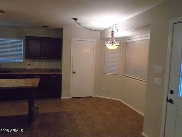 37947 N Luke Lane, San Tan Valley, AZ 85140