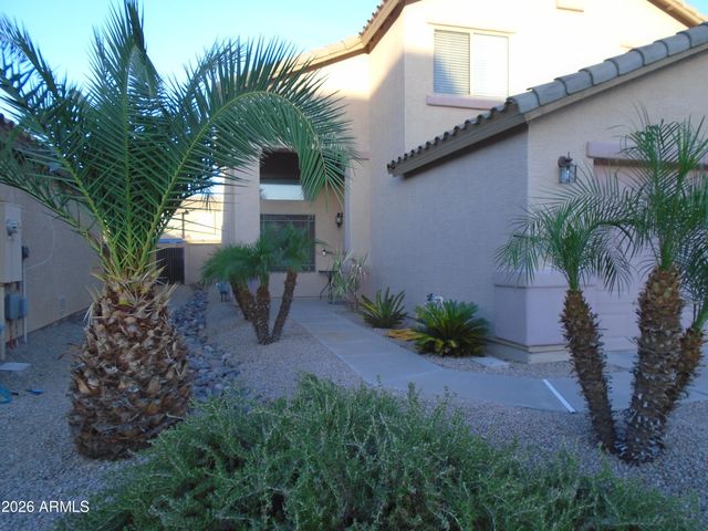 37947 N Luke Lane, San Tan Valley, AZ 85140