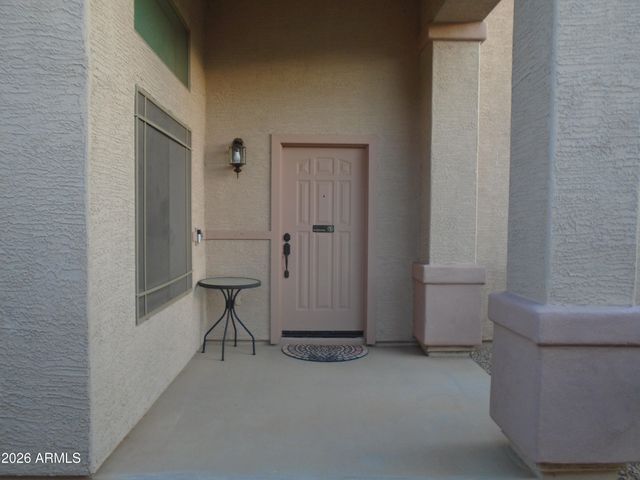 37947 N Luke Lane, San Tan Valley, AZ 85140