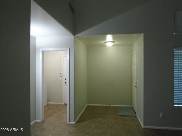 37947 N Luke Lane, San Tan Valley, AZ 85140