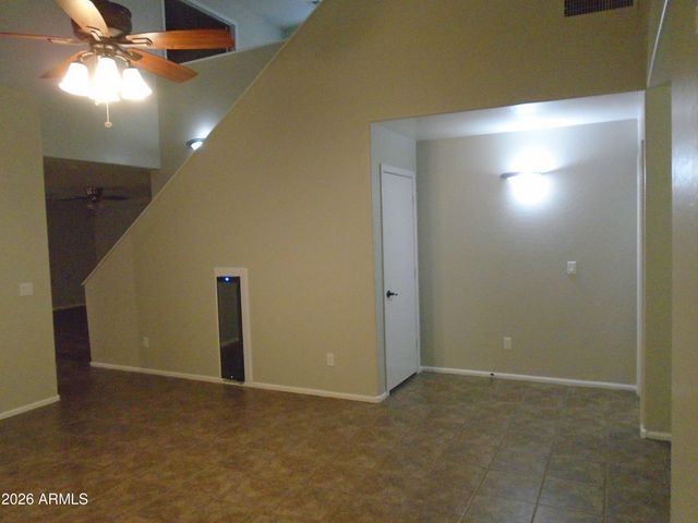 37947 N Luke Lane, San Tan Valley, AZ 85140