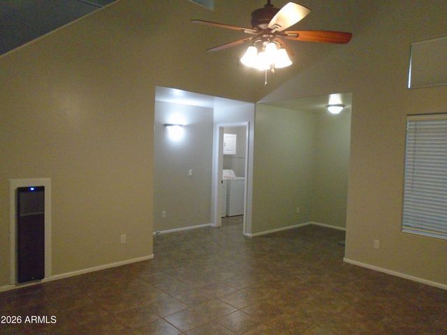 37947 N Luke Lane, San Tan Valley, AZ 85140