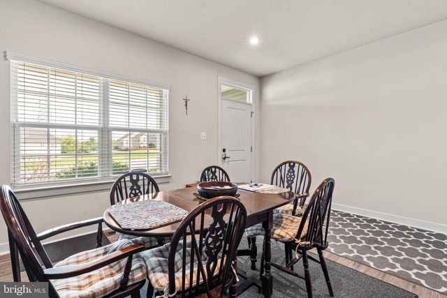 54 VANCOUVER PL, Falling Waters, WV 25419