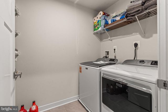 54 VANCOUVER PL, Falling Waters, WV 25419