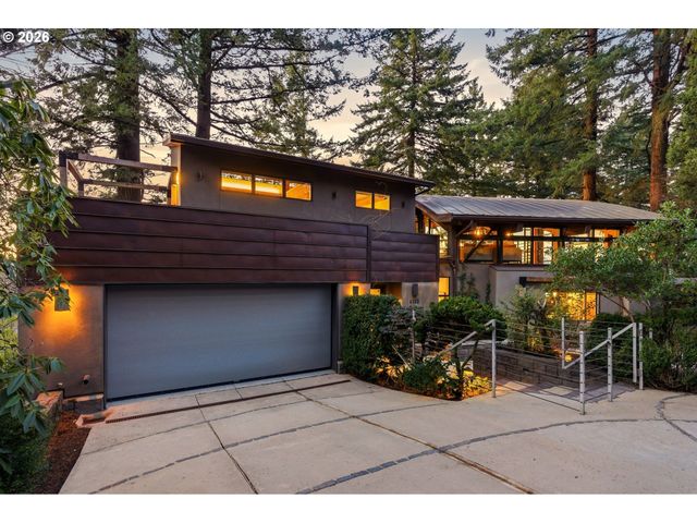 4183 Sw GREENLEAF Dr, Portland, OR 97221