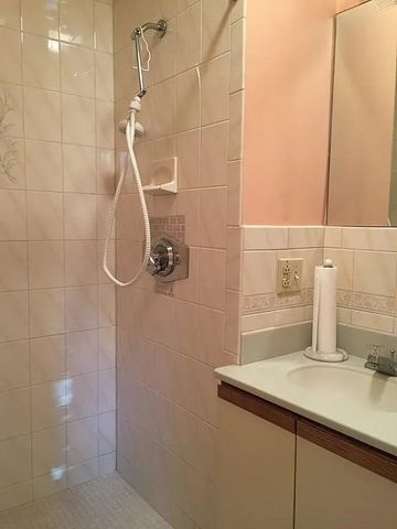 61 Arnold Rd, Pelham, MA 01002