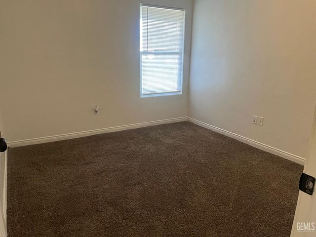 126 Clyde Street, Bakersfield, CA 93307