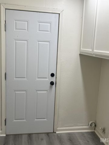 126 Clyde Street, Bakersfield, CA 93307