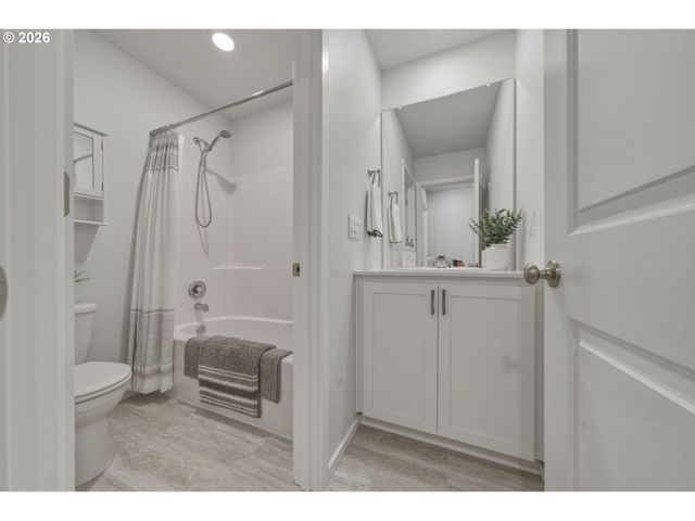 1021 Nw 174TH St, Ridgefield, WA 98642