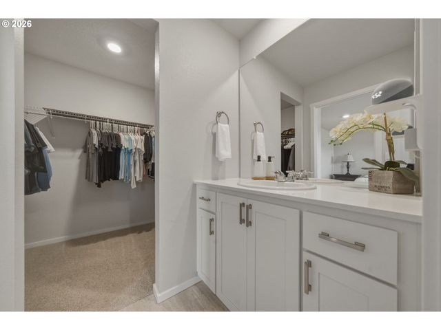 1021 Nw 174TH St, Ridgefield, WA 98642
