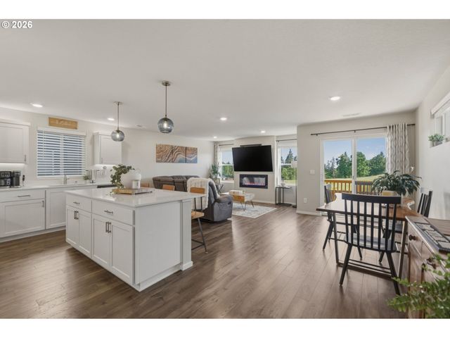 1021 Nw 174TH St, Ridgefield, WA 98642