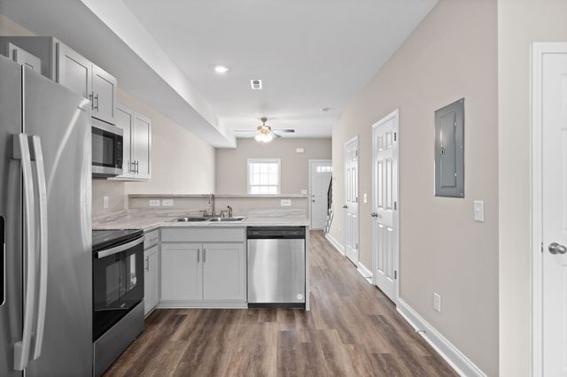 1165 Meadowhill Ln Unit C, Clarksville, TN 37043