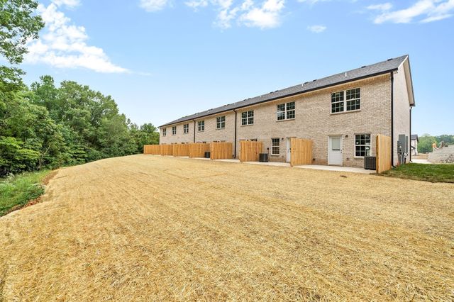 1165 Meadowhill Ln Unit C, Clarksville, TN 37043