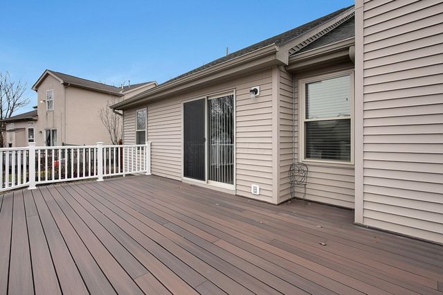 2048 Mayflower Circle, Grove City, OH 43123