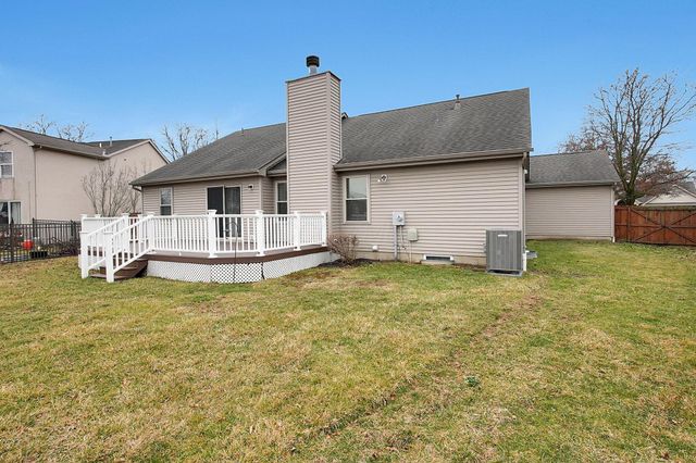 2048 Mayflower Circle, Grove City, OH 43123