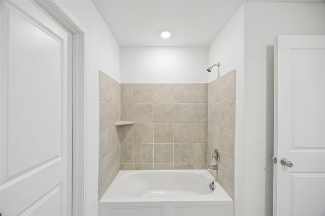 2935 Lorena Jordan Road, Dallas, TX 75212