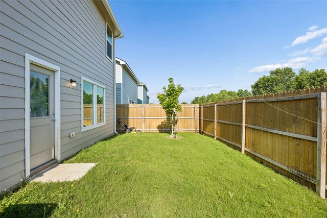 2935 Lorena Jordan Road, Dallas, TX 75212