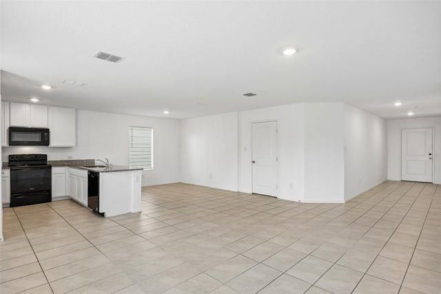 2935 Lorena Jordan Road, Dallas, TX 75212