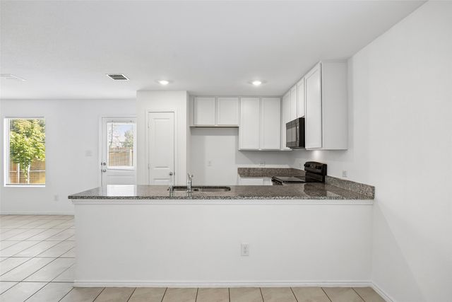 2935 Lorena Jordan Road, Dallas, TX 75212