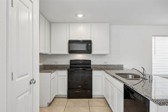 2935 Lorena Jordan Road, Dallas, TX 75212