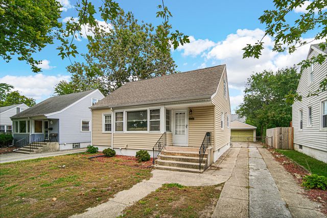 17935 Oakley Avenue, Lansing, IL 60438