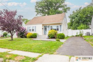 27 5th Street, Sayreville, NJ 08872