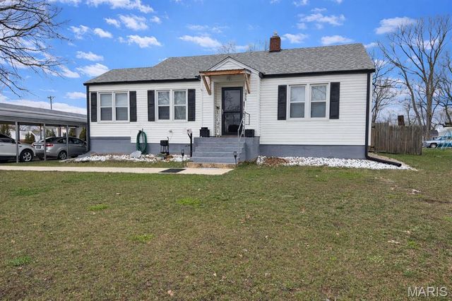 103 N Country Lane, Desloge, MO 63601