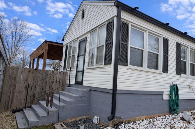 103 N Country Lane, Desloge, MO 63601