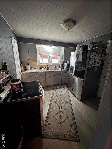 103 N Country Lane, Desloge, MO 63601