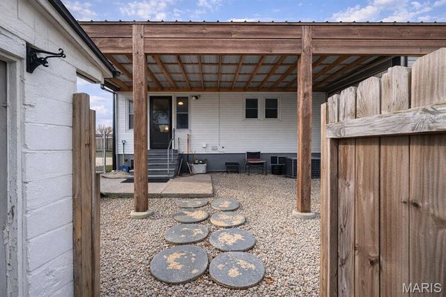 103 N Country Lane, Desloge, MO 63601