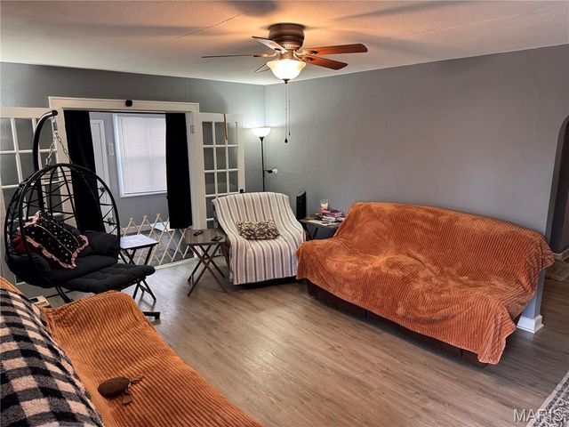 103 N Country Lane, Desloge, MO 63601