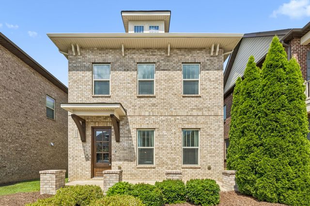 151 Benjamin Ln, Hendersonville, TN 37075