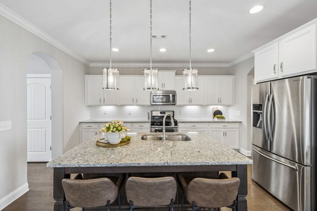 151 Benjamin Ln, Hendersonville, TN 37075