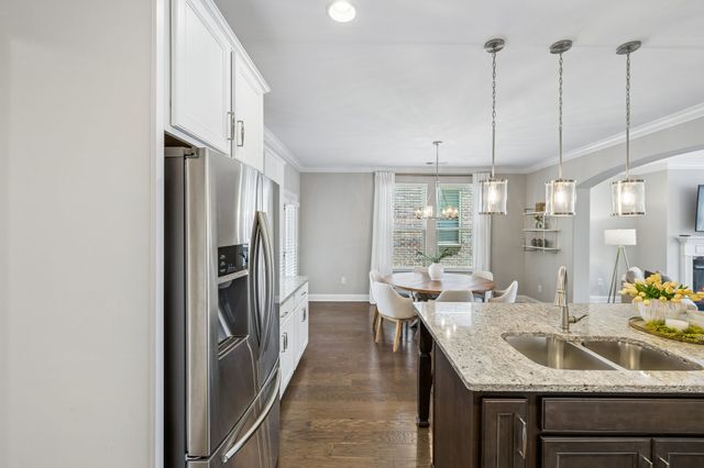 151 Benjamin Ln, Hendersonville, TN 37075