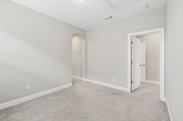 151 Benjamin Ln, Hendersonville, TN 37075