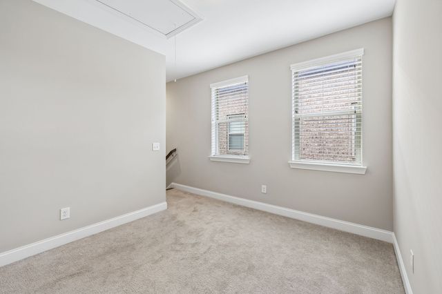 151 Benjamin Ln, Hendersonville, TN 37075
