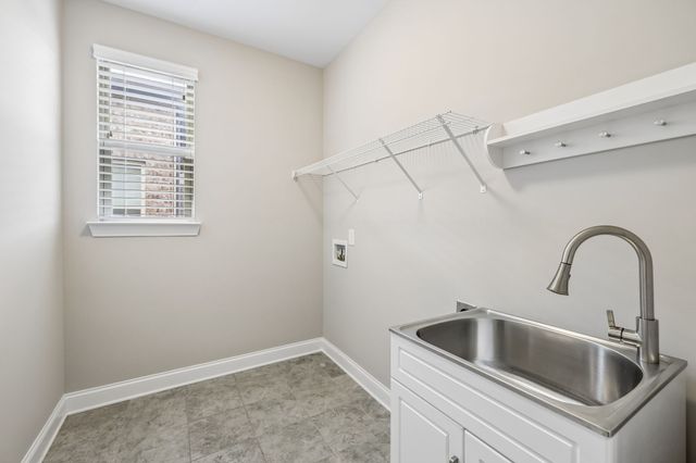 151 Benjamin Ln, Hendersonville, TN 37075