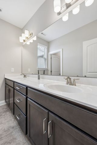 151 Benjamin Ln, Hendersonville, TN 37075