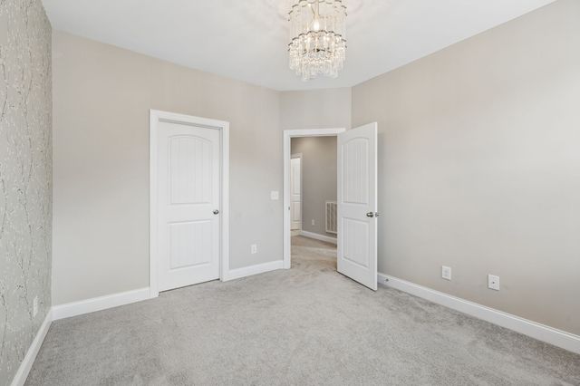 151 Benjamin Ln, Hendersonville, TN 37075