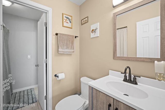 383 Lisa Road NE, Palm Bay, FL 32907