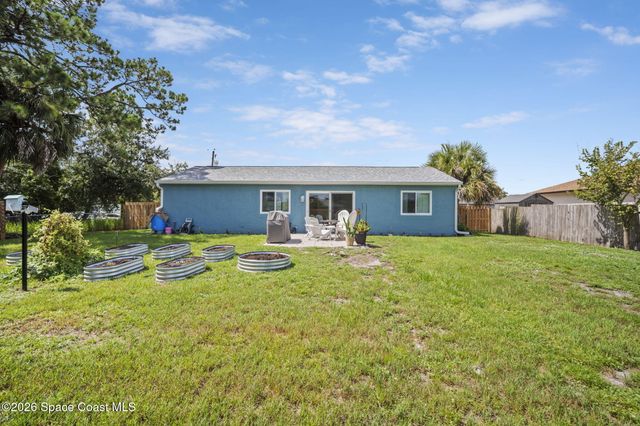 383 Lisa Road NE, Palm Bay, FL 32907