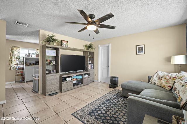 383 Lisa Road NE, Palm Bay, FL 32907